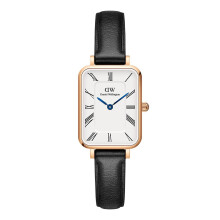 Kello - DANIEL WELLINGTON - QUADRO - Suorakulmainen kotelo 20x26 mm - Musta nahkaranneke 10 mm - Roomalaiset numerot, ruusukulta