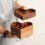Plato de postre de madera de nogal con forma de corazón, 6" x 6,7" (1 unidad) 5