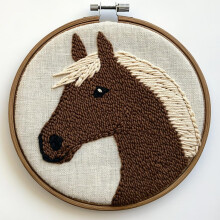 Zestaw do haftu Brown Horse Punch Needle – zestaw do samodzielnego haftu