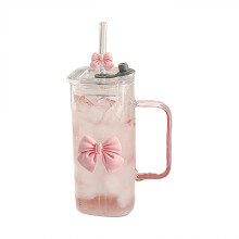 Gobelet en verre résistant à la chaleur avec couvercle et paille, 385 ml (13 oz).