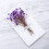 6 cartes d'invitation faites main avec des fleurs séchées violettes 3