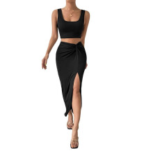 Conjunto feminino preto de saia midi e top cropped tamanho XL