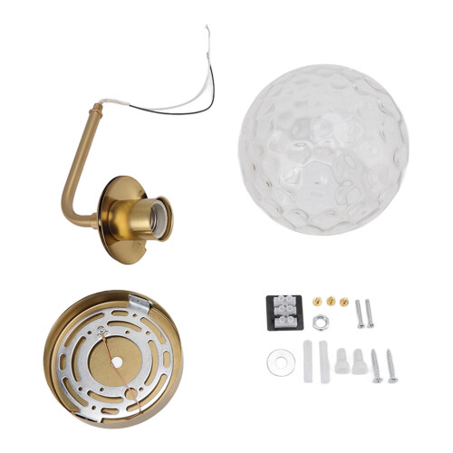Moderne wandlamp van glas en ijzer met golvend effect.