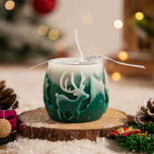 AuroraX Rénszarvas illatú gyertya, természetes viaszból készült díszfa tetején
