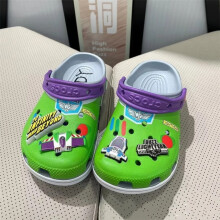 (C9=EU24-25) Toy Story Buzz Lightyear Komfortable Kinderclogs Rutschfeste Kindersandalen Leichte Freizeitschuhe Strandschuhe