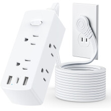 Wandstekkerdoos met 6 stopcontacten, 2 USB-A-poorten en 1 USB-C-poort.