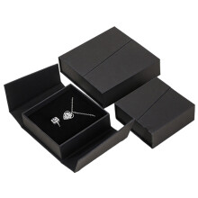 Protective Magnetic Double Flip Jewelry Display Case-Black L