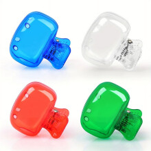 Zestaw 4 pokrowców na szczoteczki do zębów – plastikowe, na klips