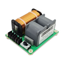 Scagaire Trasnaithe Íseal-Minicíochta 1500W, 4–8Ω