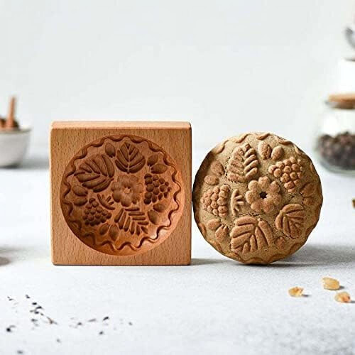 Carved Wooden Gingerbread Mold 3D Baking Stamp Set with 1