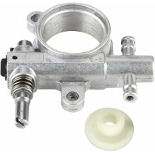 Chainsaw Oil Pump - Compatible with 25cc and 38cc - High Quality - Replacement Parts