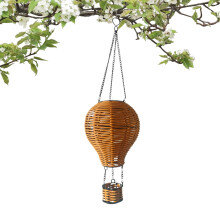 Lanterna solare in rattan con decorazione a mongolfiera