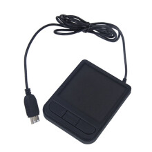 USB touchpad s podporou gest a protišmykovou základňou