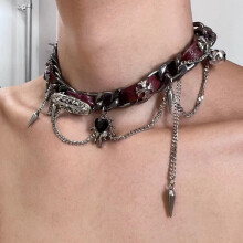 Lederchoker mit Herznieten, Punk-Halskette für Damen