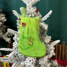 5.9x7 Inch Green Velvet Holiday Socks Letter Candy Gift Bag Christmas Stocking Gift Pouch for Fireplace Decor Festive Display Decorations for Home