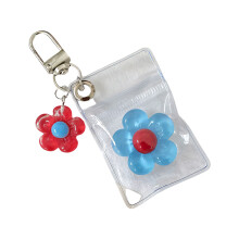 Bezaubernder blauer und roter Blumen-Schlüsselanhänger mit-Blau