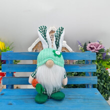 Easter Bunny Gnome Plush Doll with Carrot, Green Checkered Rabbit Ears, Faceless Gnome Decor – Spring & Easter Party Ornament
