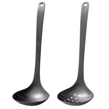 Cuchara de cocina de acero inoxidable con mango ergonómico negro (1 unidad)