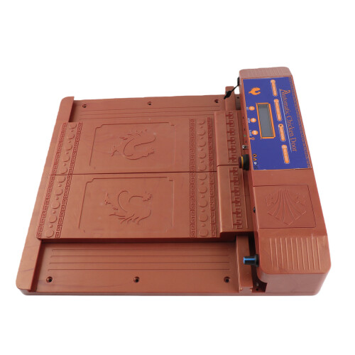 Auto Coop Door with LED Display and Low Battery 1