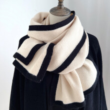 Damen-Strickschal in Farbblockoptik, warmer Polyesterschal