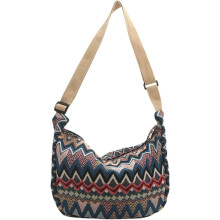 Nailon Boho Crescent Crossbody -laukku naisille