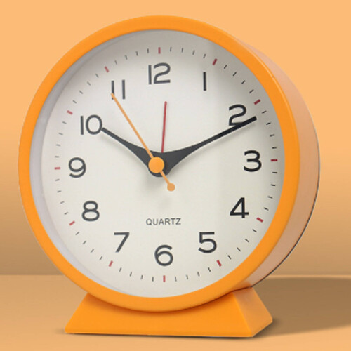 Alarm Clock with Easy-View Display and Nightlight, 1
