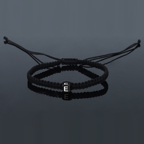 Personalisiertes geflochtenes Seilarmband mit Initialen