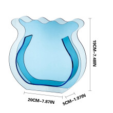 Vaso de acrílico transparente e colorido para sala de estar, com arranjo geométrico de flores secas.