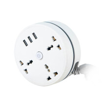Multiprise universelle 2500 W 10 A avec prise USB