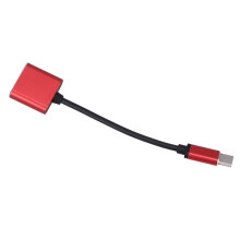 3,5 mm til USB-C øretelefonadapter med opladningsunderstøttelse rød