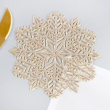 Set van 4 placemats van PVC, wasbaar, voor eettafel, bruiloft of feest, elegante decoratie met bloemenmotief.