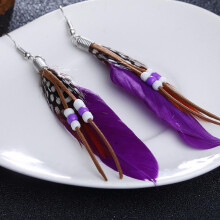 Brincos YUEHAO estilo boêmio com pingente de pena e borla de miçangas, brincos da moda com corrente de penas roxos.