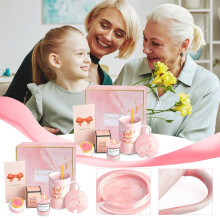 Joymaking Nanny Cadeauset: Keramische Mok, Kaars & Badbal