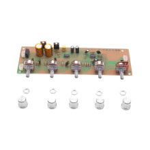 Préamplificateur audio Hi-Fi 2.0 AN4558 : réglage de la balance basses/médiums/aigus, circuit imprimé fini avec contrôle de tonalité.