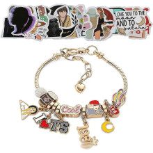 DIY bedelarmband met 50 stickers met muziekthema, verstelbare armband voor muziekliefhebbers, leuk sieraad als cadeau.