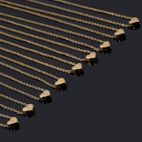 Colar com pingente inicial e corrente Figaro banhada a ouro 18K 1