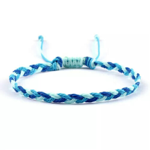 Pulseira de cordão encerado trançado à prova d'água com nó.