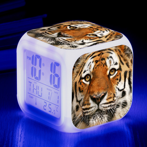 LED-Wecker mit Tigermuster, Digitaluhr für den Schreibtisch
