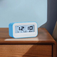 Digitaler Wecker mit LED-Anzeige und Kalender