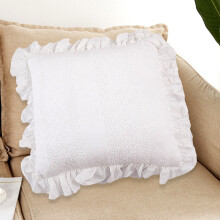 Funda de almohada decorativa suave Quinlirra de 16x16 pulgadas.