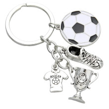 Porte-clés compact sur le thème du football, adapté au transport