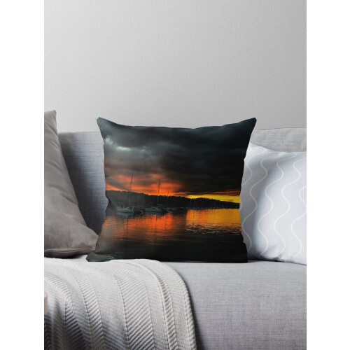 Capas de almofada Darkness Falls Newport HDR series