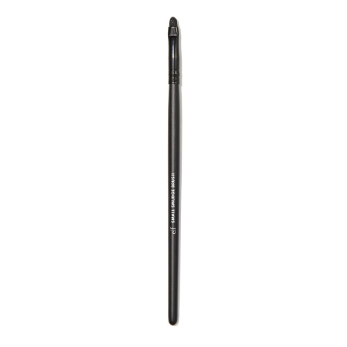 e.l.f. e.l.f. Small Smudge Brush for Precision Eyeshadow and Eyeliner, Synthetic
