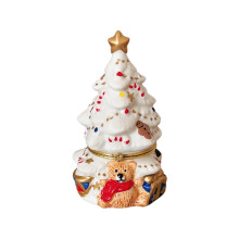 Bougie parfumée de Noël en cire de soja dans un pot en céramique vintage