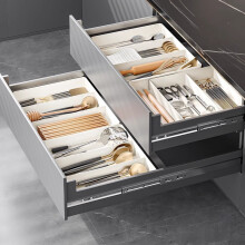 Boîte de rangement télescopique pour couverts avec compartiments