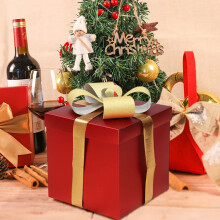 Boîtes cadeaux de Noël rouges mates empilables 40 x 40 cm