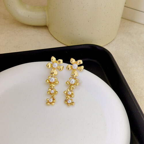 Brincos de Prata 925 com Pérolas e Flores - 1 Par