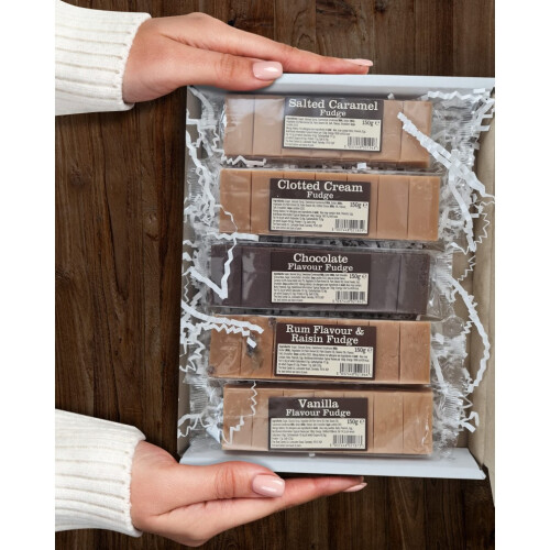 Fudge Gift Set in 5 Flavours (5 Bars x 130g) 1