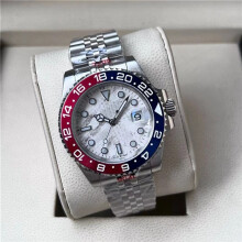 (Five-bead red, blue and white colored cola rings) Submariner Ghost solid steel band night light waterproof quartz imported Japanese movement watch