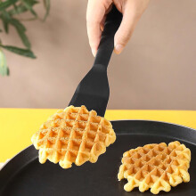 Silikonkakespade for kakeoverføring og steking